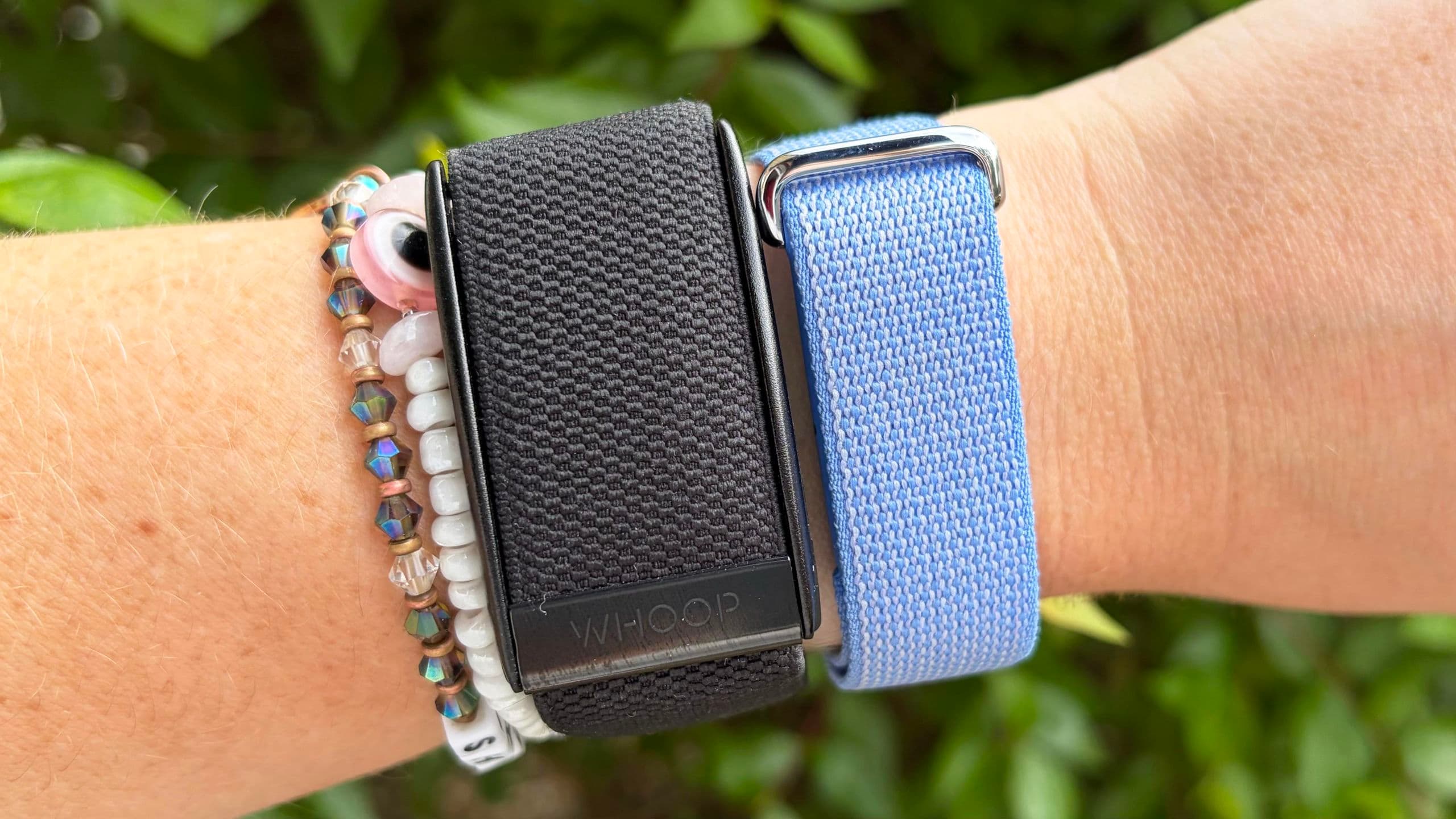 Whoop 5.0 vs Fitbit Air: Which Screenless Fitness Tracker Should You Buy in 2026?