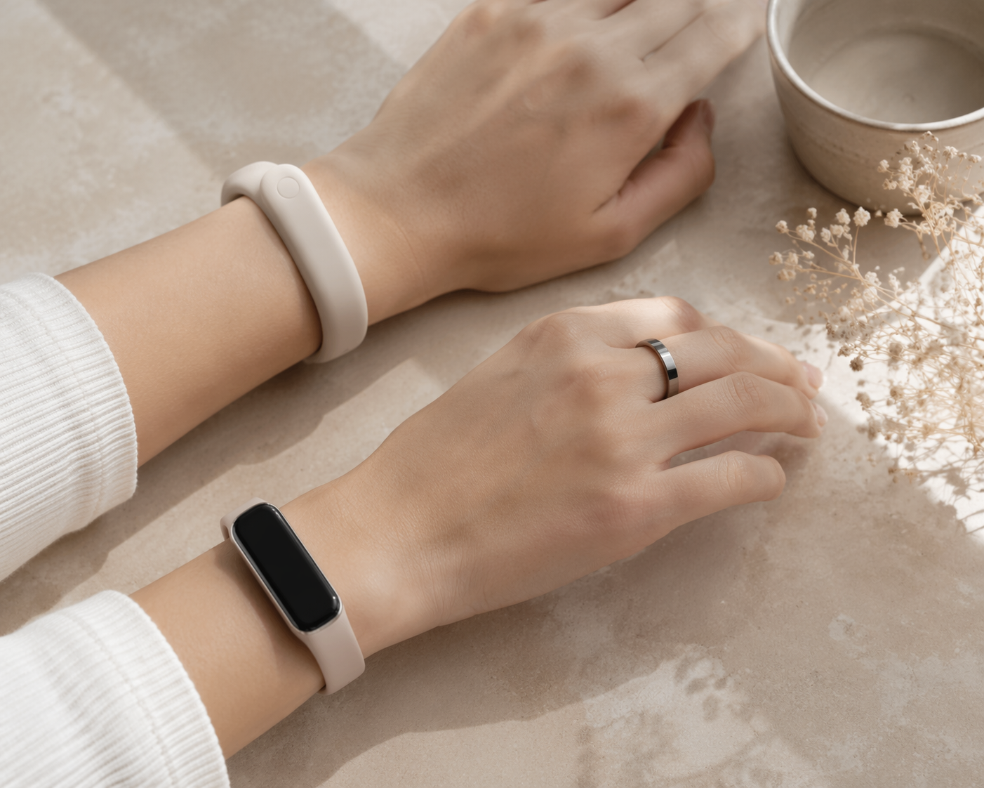 Fitness Tracker vs Smart Ring vs Screenless Band: Which Form Factor Is Best for Women?